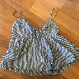 Selling cute summery top
